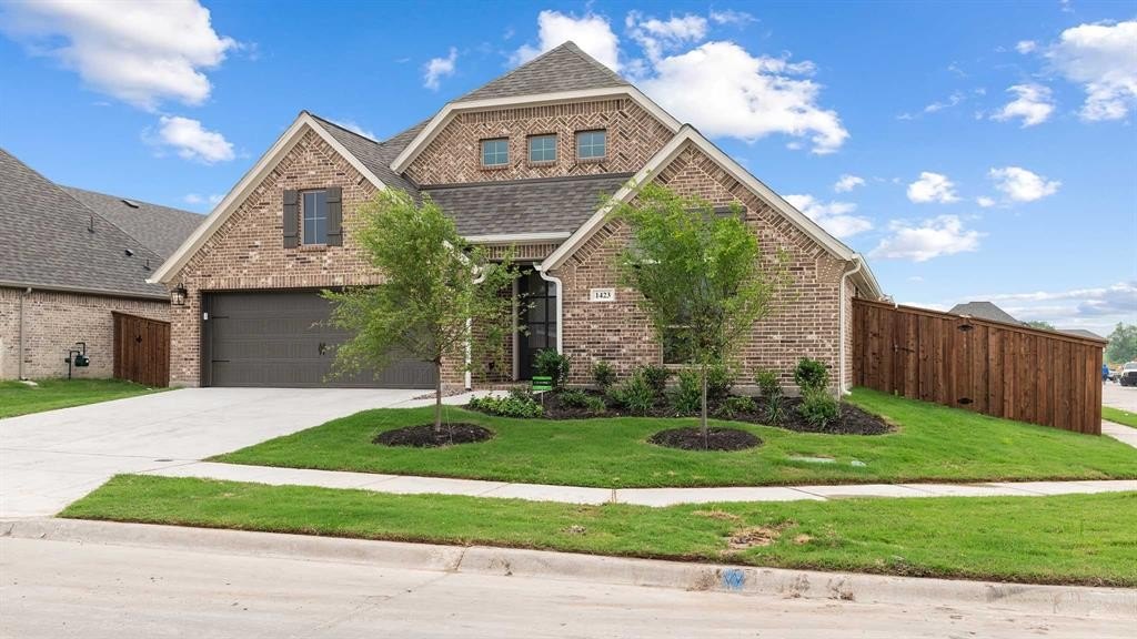 1423 Kirkhill Lane, Forney, TX 75126, 4 Bedrooms Bedrooms, ,3 BathroomsBathrooms,Residential,For Sale,1423 Kirkhill Lane,20854584