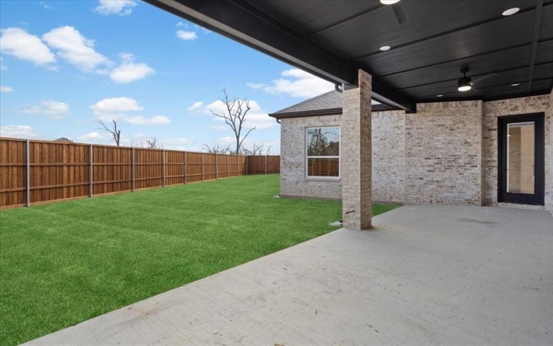 186 Acorn Trail, Denison, TX 75020, 4 Habitaciones Habitaciones , ,3 BañosBaños,Residential,En Venta,186 Acorn Trail,20874363