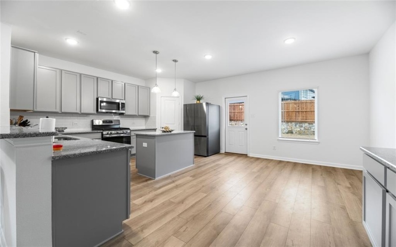 2408 Lundy Canyon Street, Forney, TX 75126, 4 Habitaciones Habitaciones , ,2 BañosBaños,Residential,En Venta,2408 Lundy Canyon Street,20847999