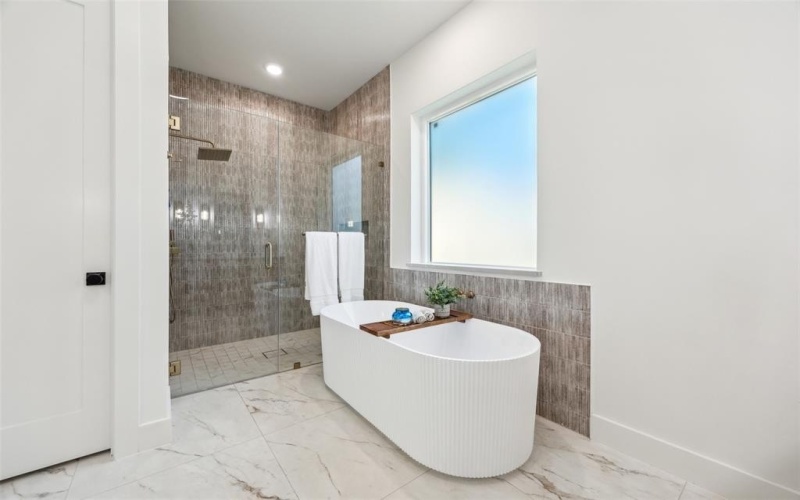 4415 Merrell Road, Dallas, TX 75229, 5 Bedrooms Bedrooms, ,6 BathroomsBathrooms,Residential,For Sale,4415 Merrell Road,20873257