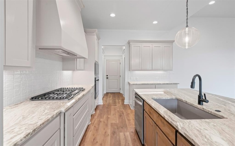 1133 Tremont Lane, Granbury, TX 76049, 3 Habitaciones Habitaciones , ,2 BañosBaños,Residential,En Venta,1133 Tremont Lane,20876726