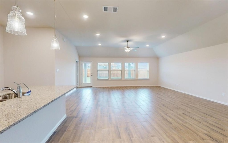 7508 Sunset Valley Lane, Denton, TX 76249, 4 Habitaciones Habitaciones , ,2 BañosBaños,Residential,En Venta,7508 Sunset Valley Lane,20859689