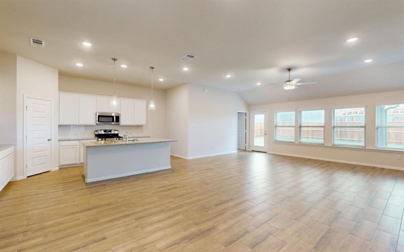 7508 Sunset Valley Lane, Denton, TX 76249, 4 Habitaciones Habitaciones , ,2 BañosBaños,Residential,En Venta,7508 Sunset Valley Lane,20859689