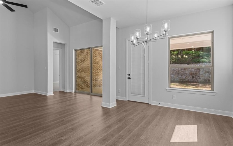 6224 Escarpment Drive, Fort Worth, TX 76112, 4 Bedrooms Bedrooms, ,3 BathroomsBathrooms,Residential,For Sale,6224 Escarpment Drive,20906275