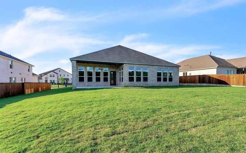1215 Olive Drive, Mansfield, TX 76063, 4 Bedrooms Bedrooms, ,3 BathroomsBathrooms,Residential,For Sale,1215 Olive Drive,20893901