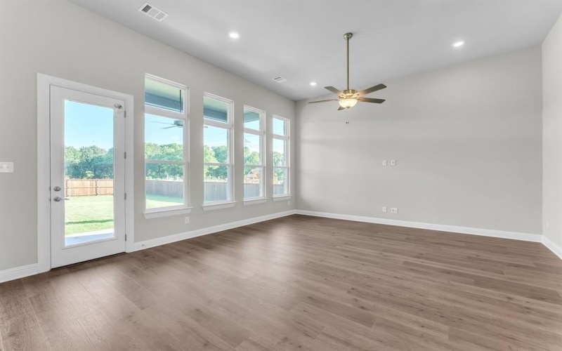 1215 Olive Drive, Mansfield, TX 76063, 4 Bedrooms Bedrooms, ,3 BathroomsBathrooms,Residential,For Sale,1215 Olive Drive,20893901