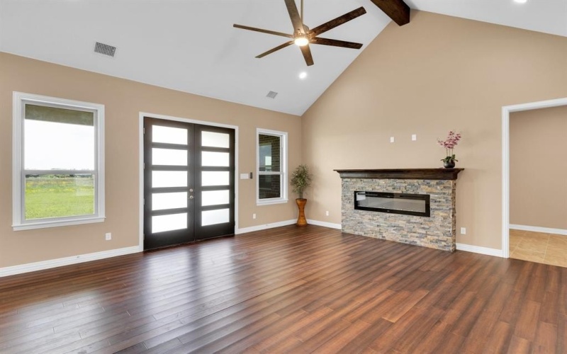 350 Farrar Road, Waxahachie, TX 75165, 5 Bedrooms Bedrooms, ,5 BathroomsBathrooms,Residential,For Sale,350 Farrar Road,20906400