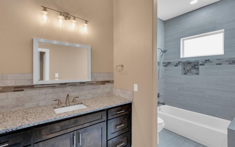 350 Farrar Road, Waxahachie, TX 75165, 5 Bedrooms Bedrooms, ,5 BathroomsBathrooms,Residential,For Sale,350 Farrar Road,20906400