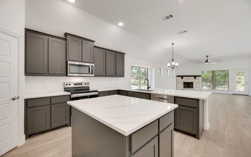 128 Loveta Lane, Boyd, TX 76023, 4 Bedrooms Bedrooms, ,2 BathroomsBathrooms,Residential,For Sale,128 Loveta Lane,20910981