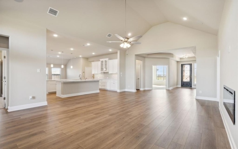 7733 Dibble Avenue, Joshua, TX 76058, 4 Bedrooms Bedrooms, ,3 BathroomsBathrooms,Residential,For Sale,7733 Dibble Avenue,20896474