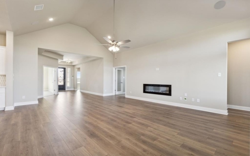 7733 Dibble Avenue, Joshua, TX 76058, 4 Bedrooms Bedrooms, ,3 BathroomsBathrooms,Residential,For Sale,7733 Dibble Avenue,20896474