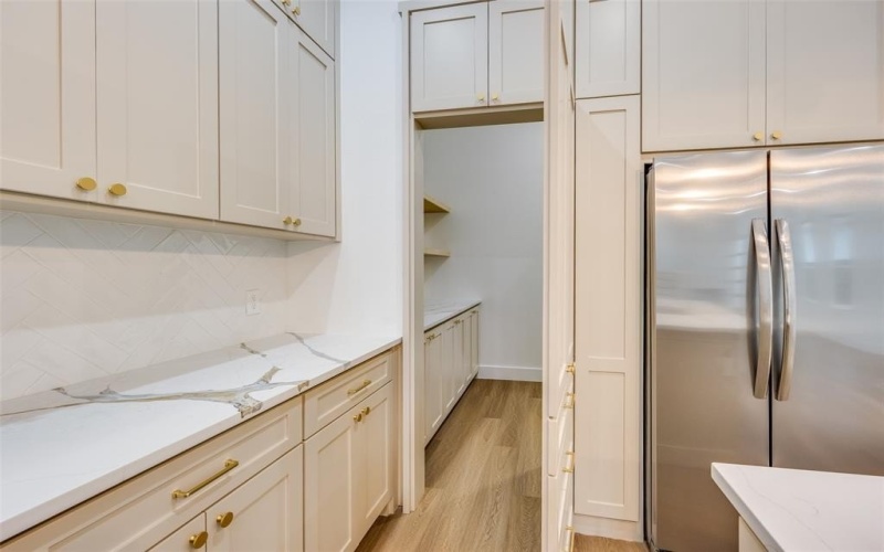 618 N Cliff, Dallas, TX 75203, 4 Bedrooms Bedrooms, ,2 BathroomsBathrooms,Residential,For Sale,618 N Cliff,20882700