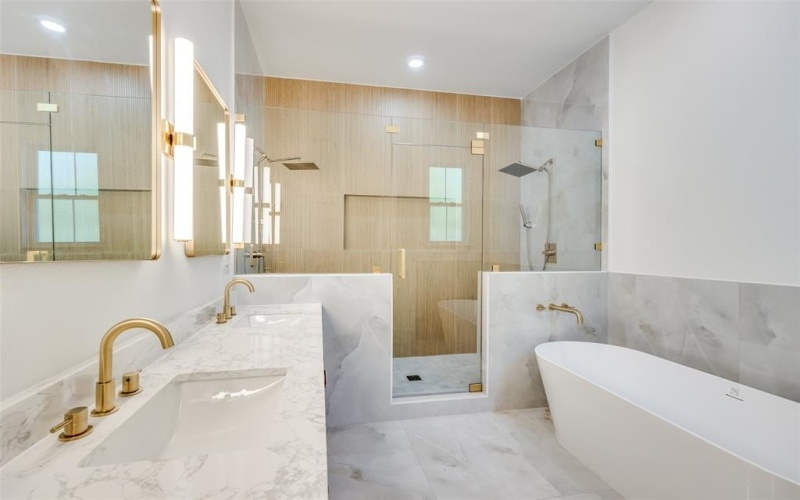 618 N Cliff, Dallas, TX 75203, 4 Bedrooms Bedrooms, ,2 BathroomsBathrooms,Residential,For Sale,618 N Cliff,20882700
