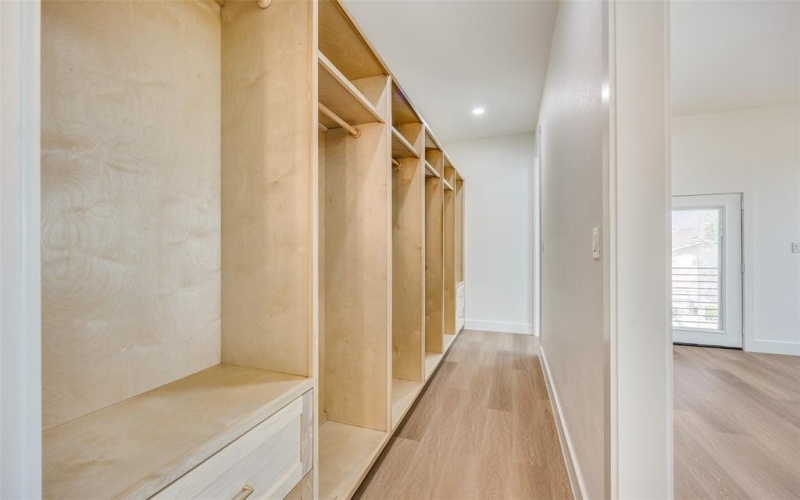 618 N Cliff, Dallas, TX 75203, 4 Bedrooms Bedrooms, ,2 BathroomsBathrooms,Residential,For Sale,618 N Cliff,20882700