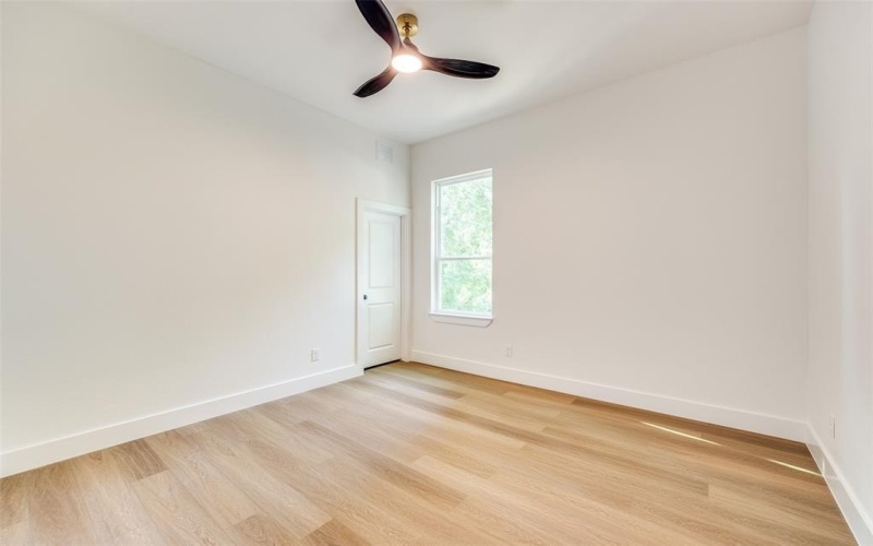 618 N Cliff, Dallas, TX 75203, 4 Bedrooms Bedrooms, ,2 BathroomsBathrooms,Residential,For Sale,618 N Cliff,20882700