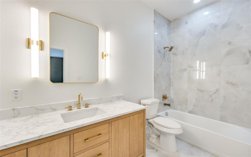618 N Cliff, Dallas, TX 75203, 4 Bedrooms Bedrooms, ,2 BathroomsBathrooms,Residential,For Sale,618 N Cliff,20882700