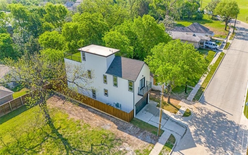 618 N Cliff, Dallas, TX 75203, 4 Bedrooms Bedrooms, ,2 BathroomsBathrooms,Residential,For Sale,618 N Cliff,20882700