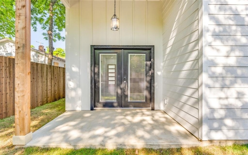 618 N Cliff, Dallas, TX 75203, 4 Bedrooms Bedrooms, ,2 BathroomsBathrooms,Residential,For Sale,618 N Cliff,20882700