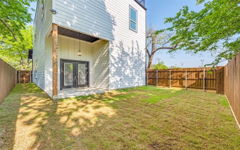 618 N Cliff, Dallas, TX 75203, 4 Bedrooms Bedrooms, ,2 BathroomsBathrooms,Residential,For Sale,618 N Cliff,20882700