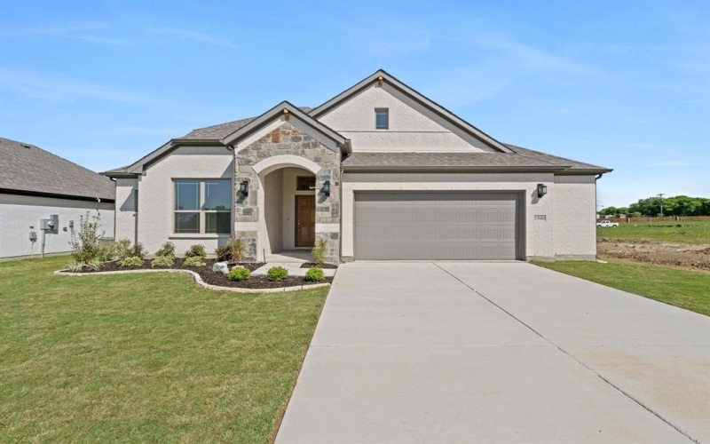 1940 Nightfall Drive, Venus, TX 76084, 5 Habitaciones Habitaciones , ,3 BañosBaños,Residential,En Venta,1940 Nightfall Drive,20905339