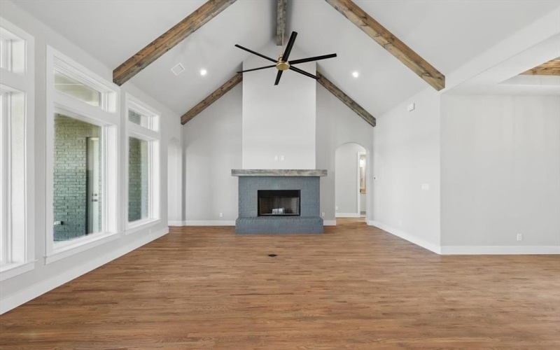 210 Everly Lane, Maypearl, TX 76084, 4 Bedrooms Bedrooms, ,2 BathroomsBathrooms,Residential,For Sale,210 Everly Lane,20892704