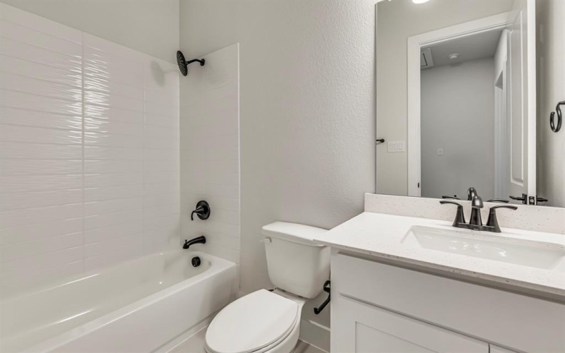 211 Lakota Parkway, Waxahachie, TX 75165, 4 Habitaciones Habitaciones , ,3 BañosBaños,Residential,En Venta,211 Lakota Parkway,20889132