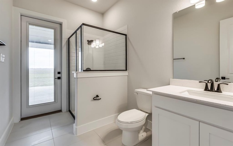 211 Lakota Parkway, Waxahachie, TX 75165, 4 Habitaciones Habitaciones , ,3 BañosBaños,Residential,En Venta,211 Lakota Parkway,20889132