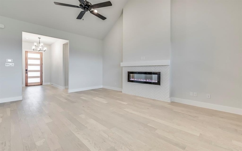 211 Lakota Parkway, Waxahachie, TX 75165, 4 Habitaciones Habitaciones , ,3 BañosBaños,Residential,En Venta,211 Lakota Parkway,20889132