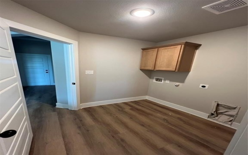 4304 Hummingbird Drive, Sherman, TX 75092, 3 Bedrooms Bedrooms, ,2 BathroomsBathrooms,Residential,For Sale,4304 Hummingbird Drive,0,20907656