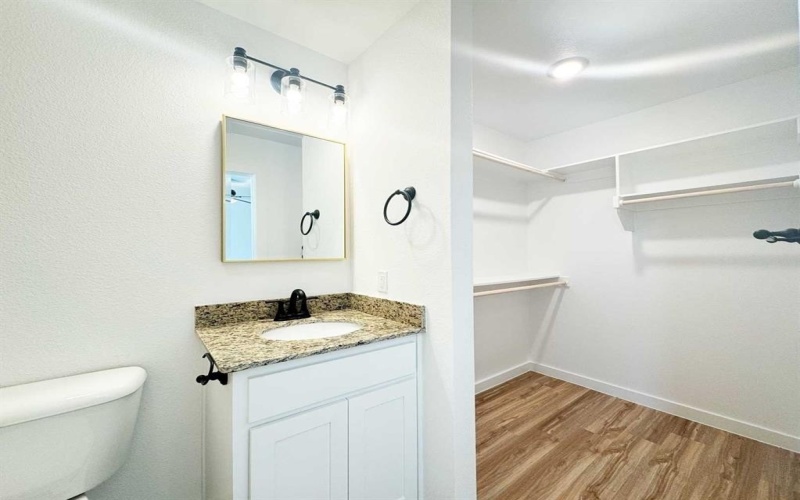 2408 Miller Street, Denison, TX 75020, 3 Bedrooms Bedrooms, ,2 BathroomsBathrooms,Residential,For Sale,2408 Miller Street,20907850