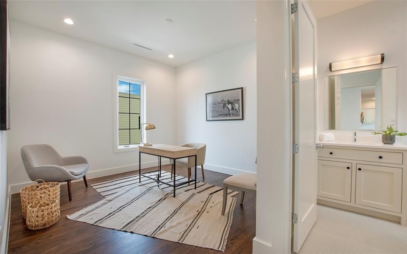 1023 Mobile Street, Dallas, TX 75208, 3 Bedrooms Bedrooms, ,3 BathroomsBathrooms,Residential,For Sale,1023 Mobile Street,20927049