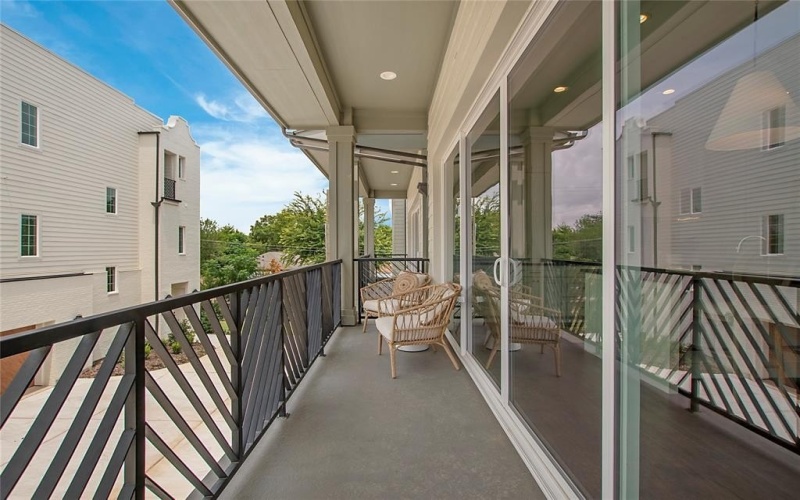 1023 Mobile Street, Dallas, TX 75208, 3 Bedrooms Bedrooms, ,3 BathroomsBathrooms,Residential,For Sale,1023 Mobile Street,20927049