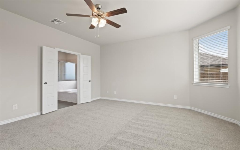 3128 Manchester Drive, Cleburne, TX 76031, 3 Bedrooms Bedrooms, ,2 BathroomsBathrooms,Residential,For Sale,3128 Manchester Drive,20913046