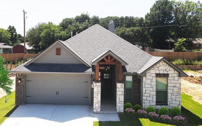 3919 Rose Hill Court, Denison, TX 75020, 3 Habitaciones Habitaciones , ,2 BañosBaños,Residential,En Venta,3919 Rose Hill Court,20915785