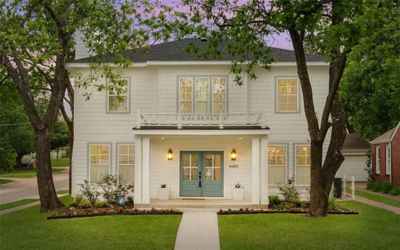 4401 El Campo Avenue, Fort Worth, TX 76107, 4 Bedrooms Bedrooms, ,3 BathroomsBathrooms,Residential,For Sale,4401 El Campo Avenue,20917763