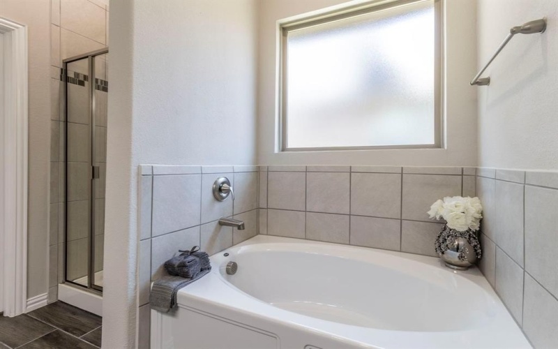 626 Ruthye Lane, Pilot Point, TX 76258, 3 Bedrooms Bedrooms, ,3 BathroomsBathrooms,Residential,For Sale,626 Ruthye Lane,20926737