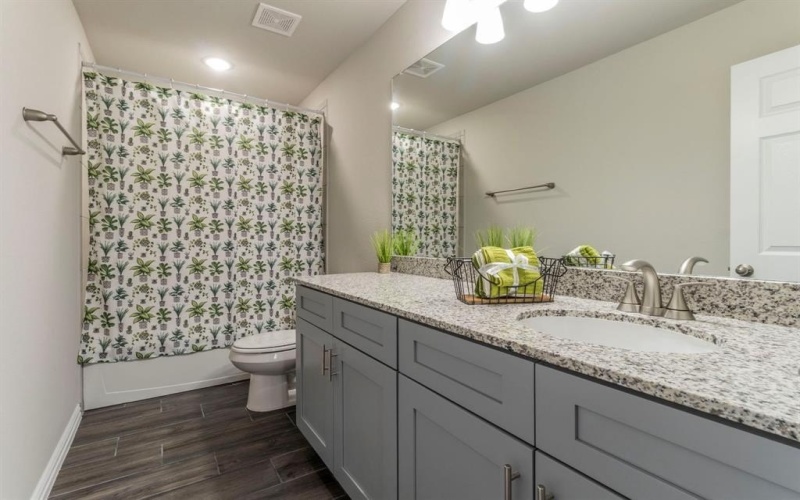 626 Ruthye Lane, Pilot Point, TX 76258, 3 Bedrooms Bedrooms, ,3 BathroomsBathrooms,Residential,For Sale,626 Ruthye Lane,20926737