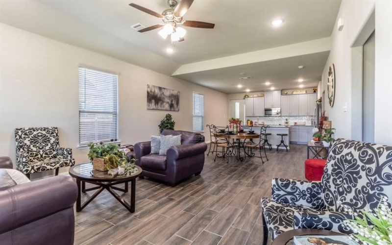 626 Ruthye Lane, Pilot Point, TX 76258, 3 Bedrooms Bedrooms, ,3 BathroomsBathrooms,Residential,For Sale,626 Ruthye Lane,20926737