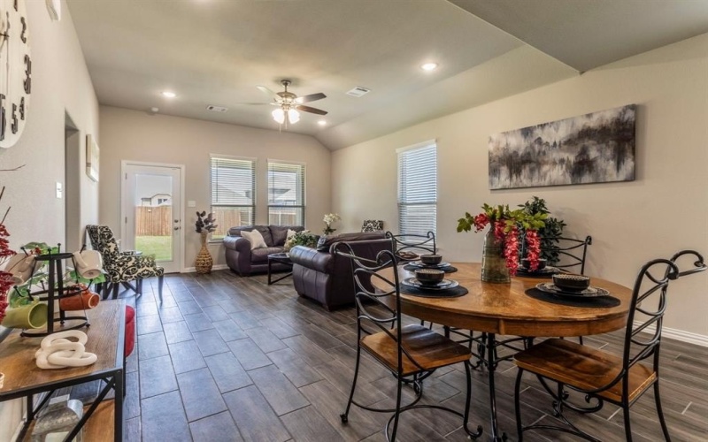 626 Ruthye Lane, Pilot Point, TX 76258, 3 Bedrooms Bedrooms, ,3 BathroomsBathrooms,Residential,For Sale,626 Ruthye Lane,20926737