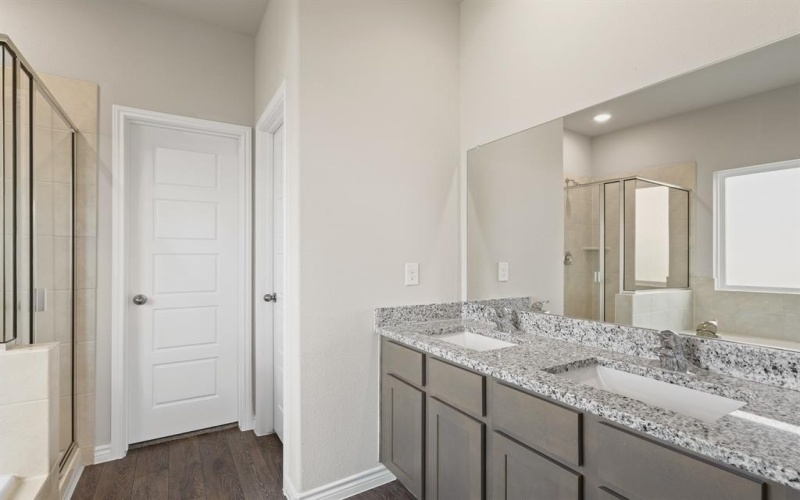 106 Manchester Drive, Cleburne, TX 76033, 4 Bedrooms Bedrooms, ,2 BathroomsBathrooms,Residential,For Sale,106 Manchester Drive,20914300