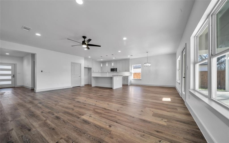 2412 Givendale Road, Dallas, TX 75241, 3 Bedrooms Bedrooms, ,2 BathroomsBathrooms,Residential,For Sale,2412 Givendale Road,20930948
