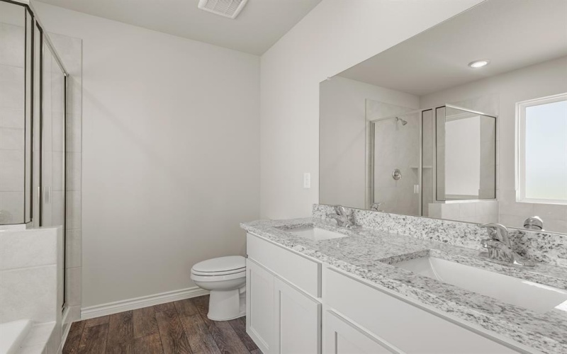 9220 Union Pacific Drive, Fort Worth, TX 76036, 3 Habitaciones Habitaciones , ,2 BañosBaños,Residential,En Venta,9220 Union Pacific Drive,20933531