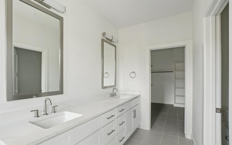 2524 Havenhurst Street #102, Farmers Branch, TX 75234, 3 Habitaciones Habitaciones , ,3 BañosBaños,Residential,En Venta,2524 Havenhurst Street,20932048