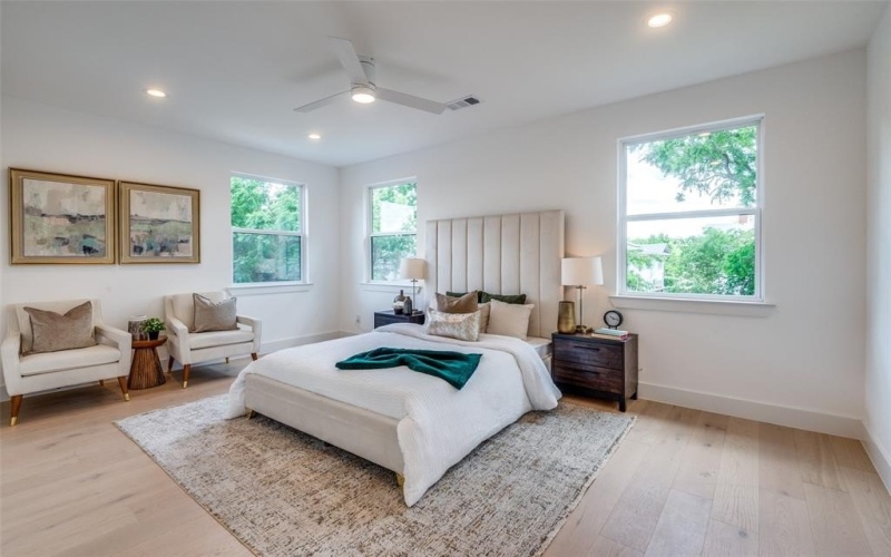 5631 E Side Avenue, Dallas, TX 75214, 3 Habitaciones Habitaciones , ,2 BañosBaños,Residential,En Venta,5631 E Side Avenue,20934721