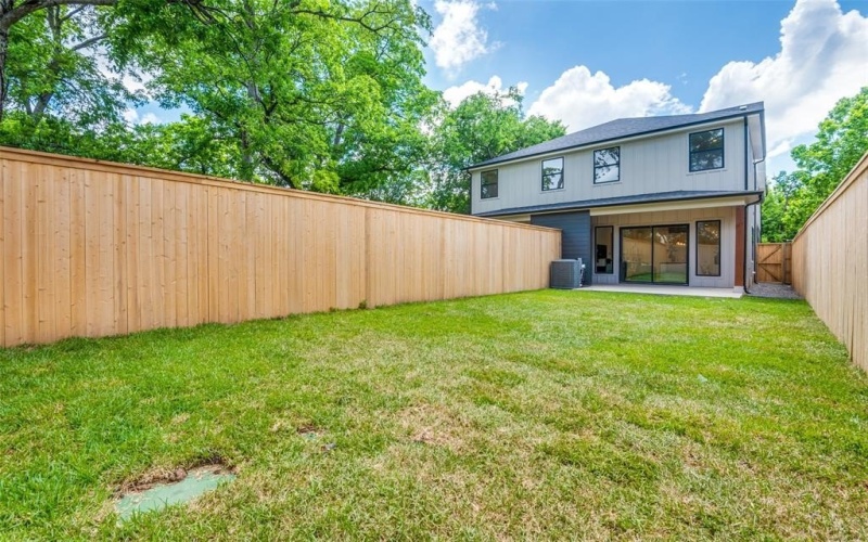 5631 E Side Avenue, Dallas, TX 75214, 3 Habitaciones Habitaciones , ,2 BañosBaños,Residential,En Venta,5631 E Side Avenue,20934721