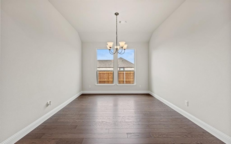 737 Winecup Way, Midlothian, TX 76065, 4 Habitaciones Habitaciones , ,2 BañosBaños,Residential,En Venta,737 Winecup Way,20935948