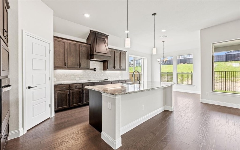 737 Winecup Way, Midlothian, TX 76065, 4 Habitaciones Habitaciones , ,2 BañosBaños,Residential,En Venta,737 Winecup Way,20935948