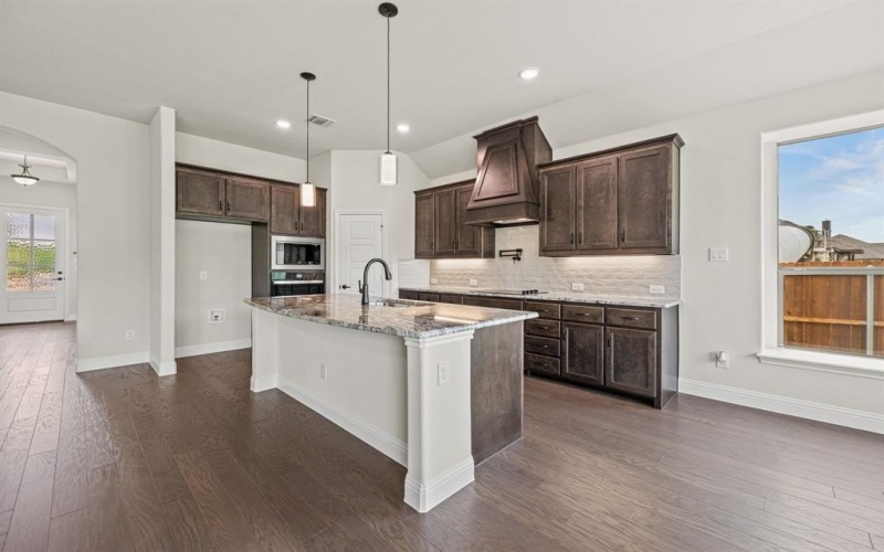 737 Winecup Way, Midlothian, TX 76065, 4 Habitaciones Habitaciones , ,2 BañosBaños,Residential,En Venta,737 Winecup Way,20935948