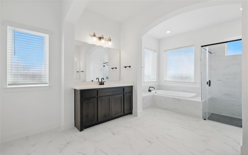 2100 Roaming Trl, Northlake, TX 76247, 5 Bedrooms Bedrooms, ,5 BathroomsBathrooms,Residential,For Sale,2100 Roaming Trl,20930656