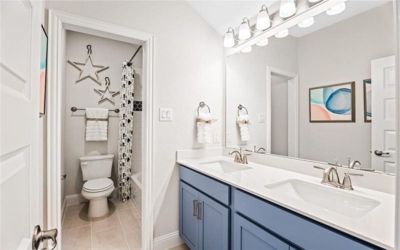 300 Thorn Creek Drive, Anna, TX 75409, 4 Habitaciones Habitaciones , ,2 BañosBaños,Residential,En Venta,300 Thorn Creek Drive,20936027